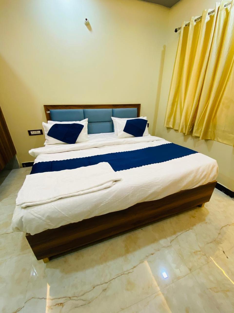 Ys Taj Hotel - Agra Екстер'єр фото
