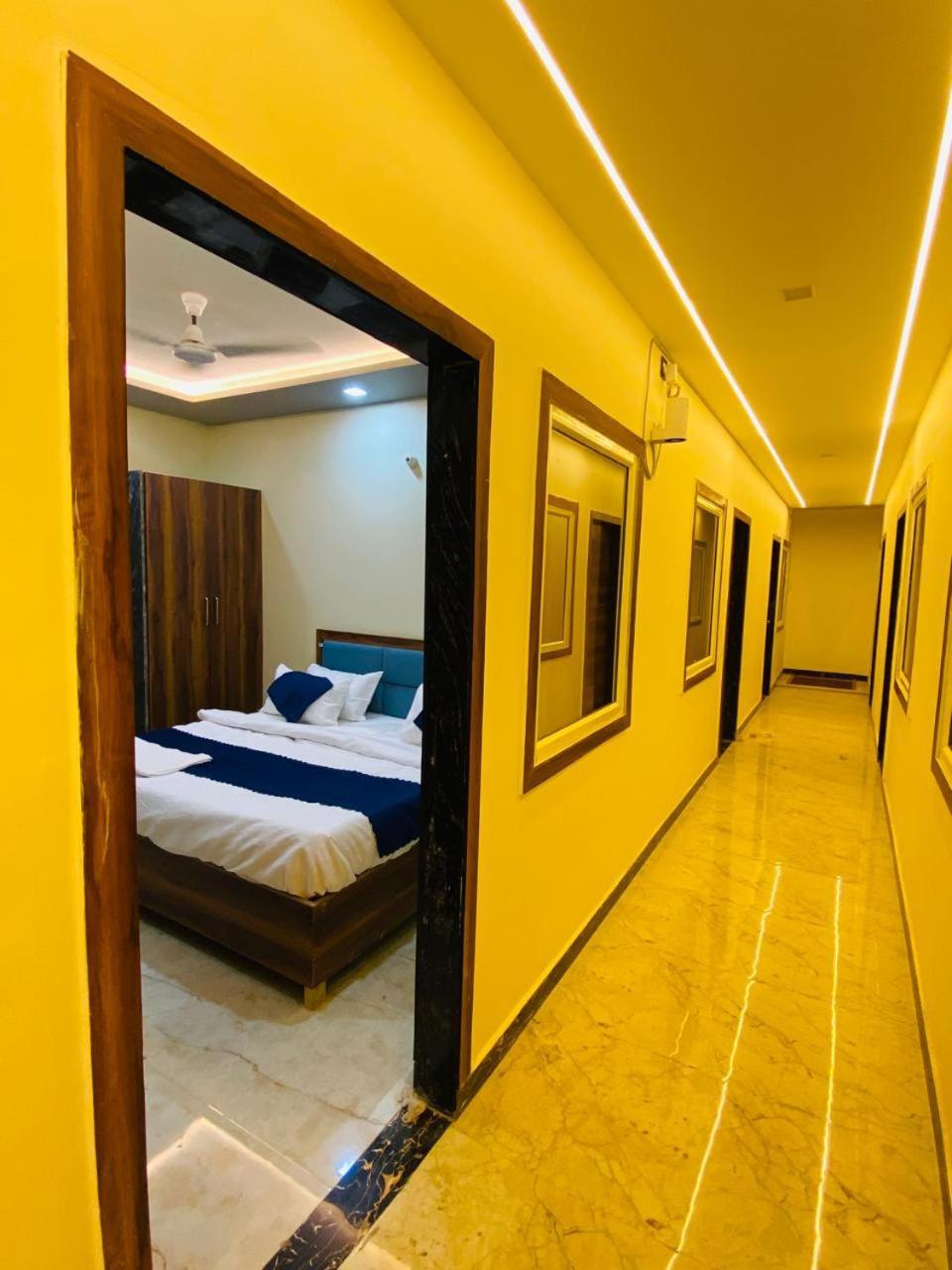 Ys Taj Hotel - Agra Екстер'єр фото