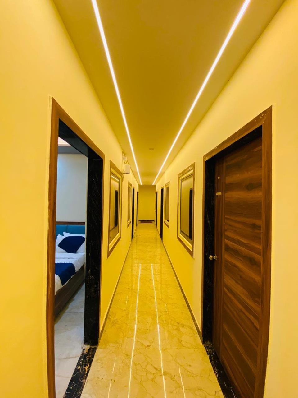 Ys Taj Hotel - Agra Екстер'єр фото
